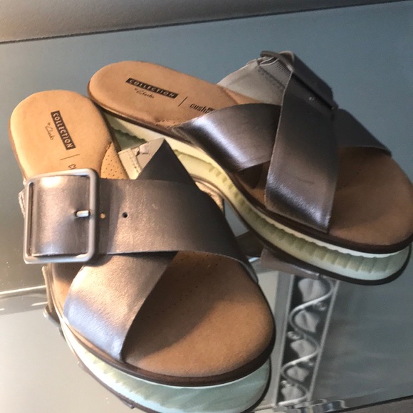 clarks ladies white sandals